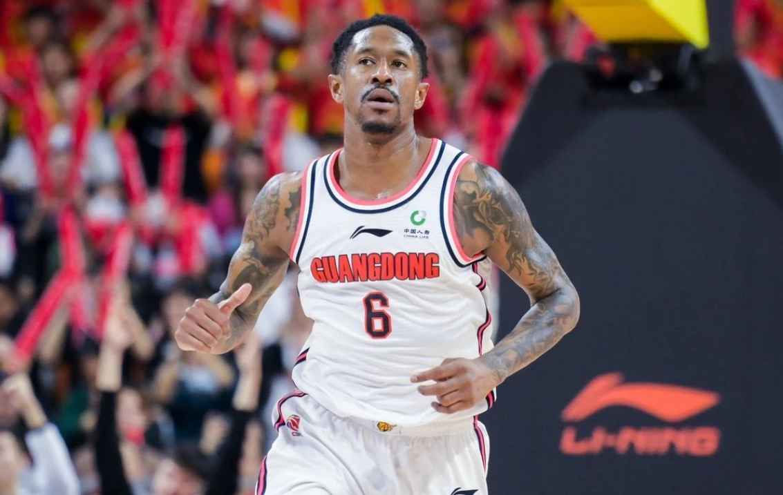 开云-宏远队史千胜，马尚的一句话引发粤迷深深共鸣，却让周琦自残形愧