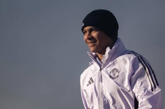 迭戈-莱昂：我还有很多不足之处，卡里克让我提高战术意识