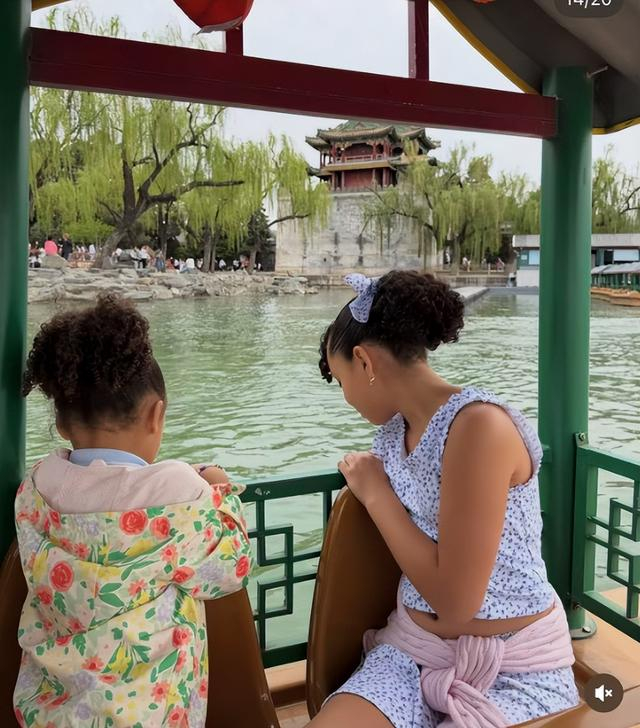 开云-麦基带一家旅游,爬长城逛颐和园,他在CBA爆发,娇妻很漂亮|北京|NBA|贾维尔-麦基|贾维尔·麦基|洛杉矶湖人队_新浪体育_新浪新闻