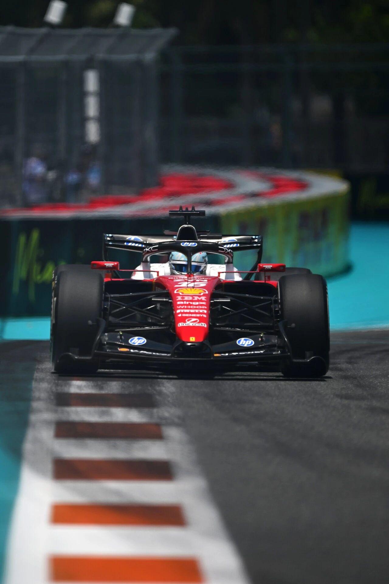 开云在线-升级大法好!F1迈阿密一练梅奔无缘前三!